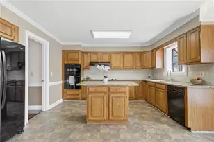 450 Renee Cir, Roswell, GA 30075 - Photo 9