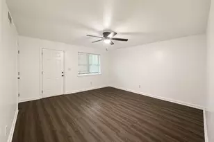 3083 Colonial Way, Atlanta, GA 30341 - Photo 3
