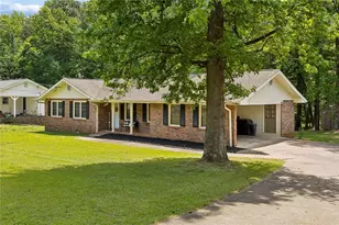 296 Holloway Dr, Canton, GA 30115 - Photo 9