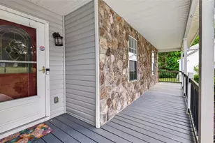 838 Burton Ridge Dr, Loganville, GA 30052 - Photo 3