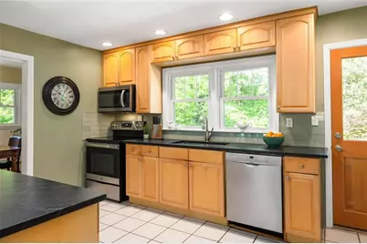 590 N Superior Avenue, Decatur, GA 30033 - Photo 7