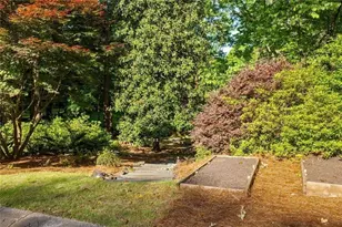 590 N Superior Ave, Decatur, GA 30033 - Photo 29
