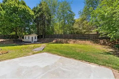 1950 Blackhawk Trail, Lawrenceville, GA 30043 - Photo 29