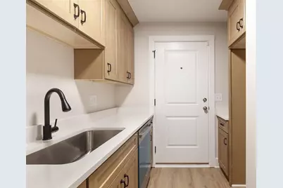 396 Linden Avenue NE #105, Atlanta, GA 30308 - Photo 7