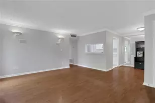 407 NE Summit North Dr NE, Atlanta, GA 30324 - Photo 9