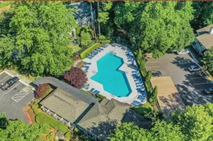 407 NE Summit North Dr NE, Atlanta, GA 30324 - Photo 51