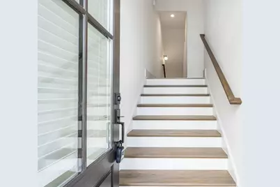 309 Penny Court #309, Sandy Springs, GA 30328 - Photo 3