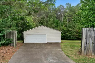 18 Glenmore Drive, Kingston, GA 30145 - Photo 3