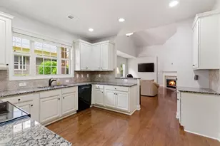 1945 Brannon Commons Cir, Cumming, GA 30041 - Photo 11
