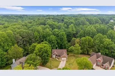 8780 Amberfield Drive, Gainesville, GA 30506 - Photo 5