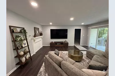 938 Charleston Court, Gainesville, GA 30501 - Photo 3