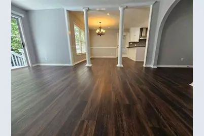 938 Charleston Court, Gainesville, GA 30501 - Photo 3