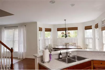 905 Misty Wood Lane, Suwanee, GA 30024 - Photo 9
