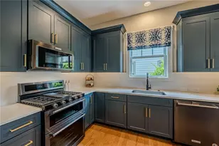 3276 Shakerley Park Ct N, Douglasville, GA 30135 - Photo 9