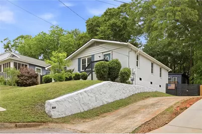 1311 Plaza Avenue SW, Atlanta, GA 30310 - Photo 3