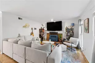 795 N Parkwood Rd, Decatur, GA 30030 - Photo 23