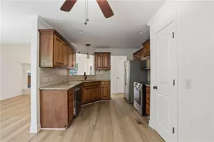 3552 Ridge Dr, Gainesville, GA 30501 - Photo 17