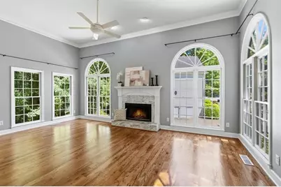 978 Laurel Springs Lane SW, Marietta, GA 30064 - Photo 9