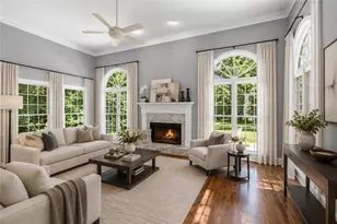 978 Laurel Springs Ln SW, Marietta, GA 30064 - Photo 3