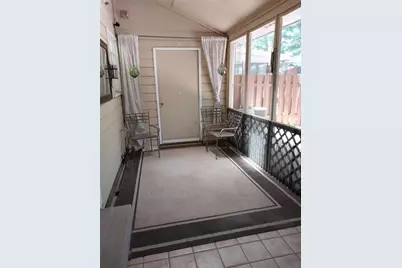 150 Powers Ferry Manor SE, Marietta, GA 30067 - Photo 3