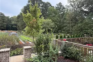 2171 James Aly, Atlanta, GA 30345 - Photo 81