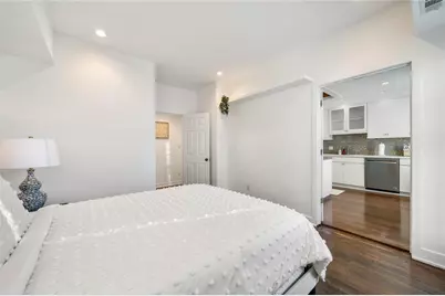 2840 Peachtree Road NW #502, Atlanta, GA 30305 - Photo 11