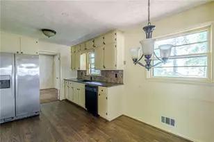 4007 Bontura Ct, Stone Mountain, GA 30083 - Photo 13