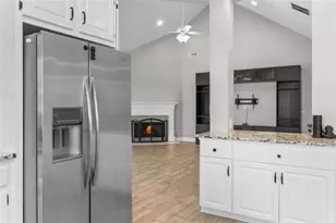 122 Crescent Dr, Newnan, GA 30265 - Photo 17