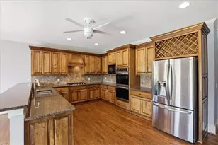 1015 Windermere Crossing, Cumming, GA 30041 - Photo 33