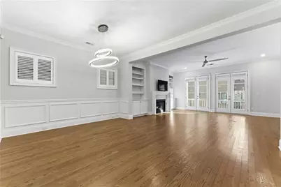 2131 Bellrick Road NW, Atlanta, GA 30318 - Photo 9