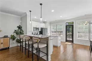2424 Misty Hollow Pl, Atlanta, GA 30337 - Photo 9