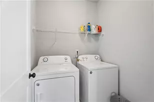 2424 Misty Hollow Pl, Atlanta, GA 30337 - Photo 23