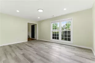 155 Thatching Ln, Alpharetta, GA 30022 - Photo 9