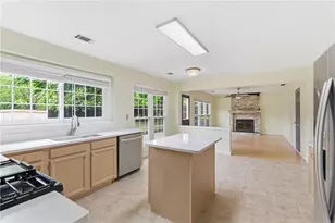155 Thatching Ln, Alpharetta, GA 30022 - Photo 3