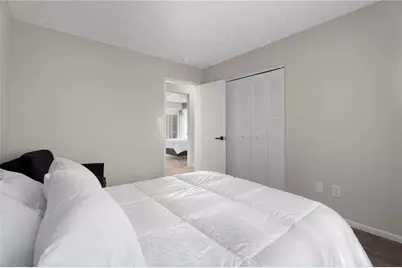 313 Country Club Drive, Jonesboro, GA 30238 - Photo 13