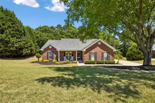 621 Teal Dr, Winder, GA 30680 - Photo 1