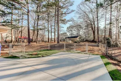 123 Creek Circle, Stockbridge, GA 30281 - Photo 5