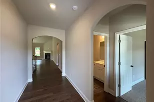 1036 Lakeview Oaks Ct, Grayson, GA 30017 - Photo 3