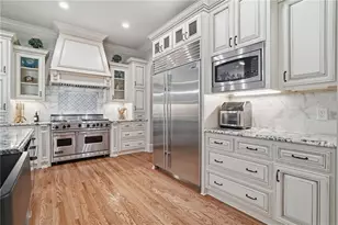 8340 Colonial Pl, Duluth, GA 30097 - Photo 11