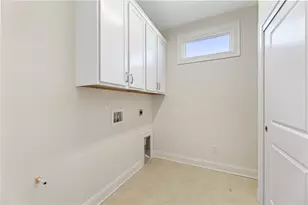5245 Maggie Mae Ln, Cumming, GA 30028 - Photo 7