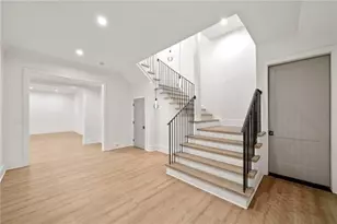 1074 Moores Mill Rd, Atlanta, GA 30327 - Photo 37
