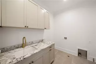 1074 Moores Mill Rd, Atlanta, GA 30327 - Photo 57
