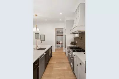 1074 Moores Mill Road, Atlanta, GA 30327 - Photo 23