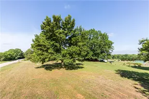 75 W Ridgeway Rd, Maysville, GA 30558 - Photo 13