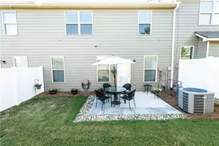 3504 Castleberry Village Cir, Cumming, GA 30040 - Photo 25