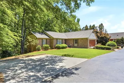 70 Lindley Avenue NW, Marietta, GA 30064 - Photo 3