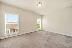 1053 Harvest Park Ln, Suwanee, GA 30024 - Photo 23