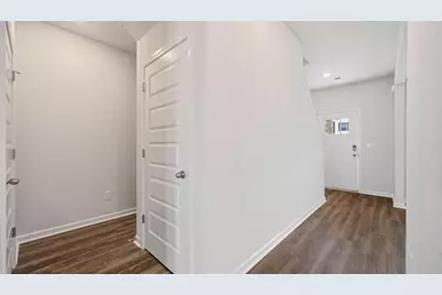 332 Moosehead Trail, Hoschton, GA 30548 - Photo 5
