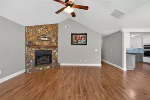121 Brownsmill Dr, Grayson, GA 30017 - Photo 3