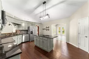 7095 Cogburn Rd, Cumming, GA 30028 - Photo 13